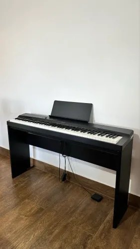Piano Digital Privia Px-160