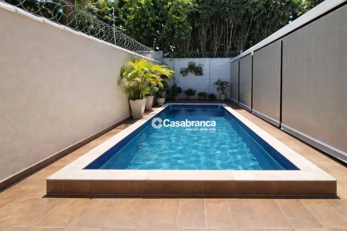 Casa à venda com 02 quartos na Vila Hortência em Sorocaba/SP.