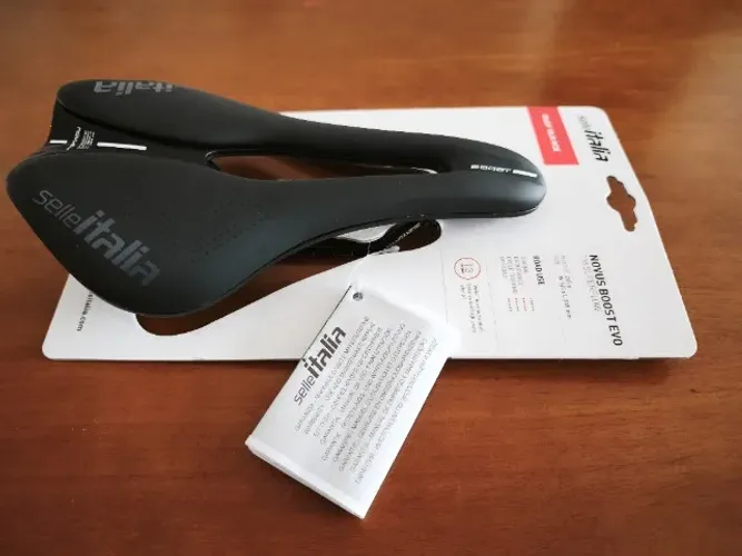 Selim bicicleta speed NOVO - Selle Italia - Novus Boost Evo - TM Superflow