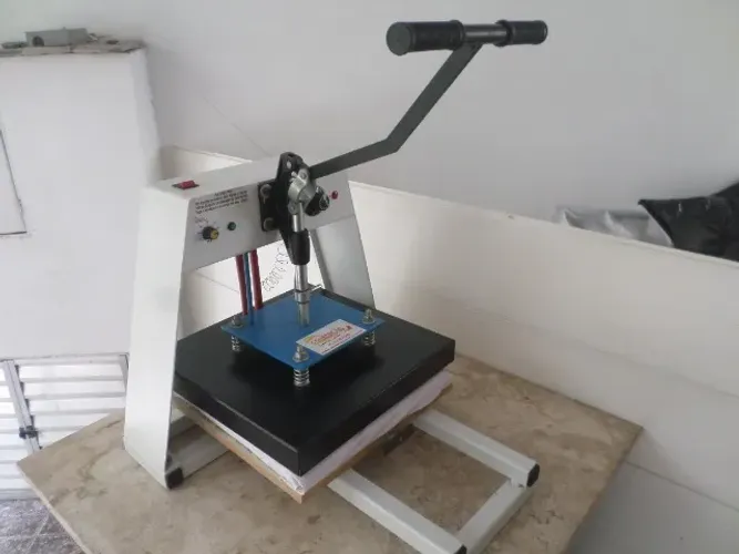 Máquina de Estampar Camisetas Compacta Print (Trabalhe em Casa)