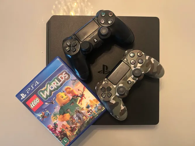 Ps4 Slim + 2 controles Originais 