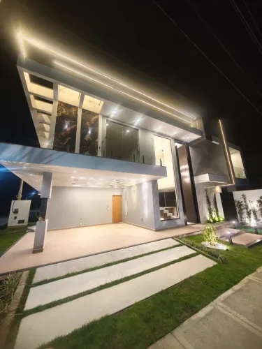 Condomínio /4Quartos (3Suítes)/ 295m2/R$ 1.450.000,00