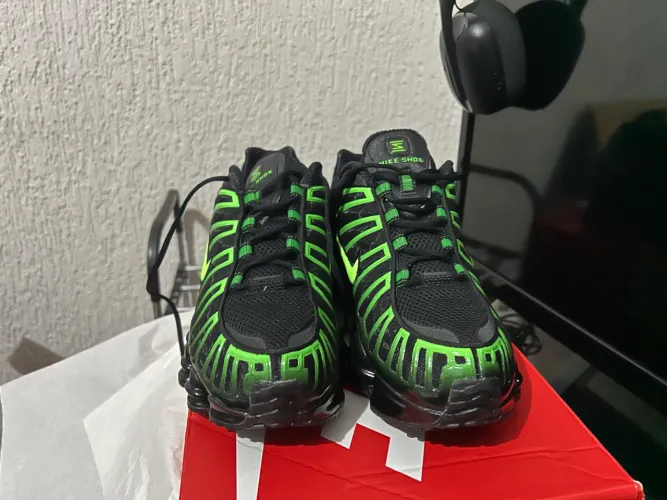 Nike Shox TL - Black/Green (Original Sem Uso!) 40