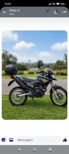 Crosser XTZ 150 cor: preta com detalhes amarelo , top.