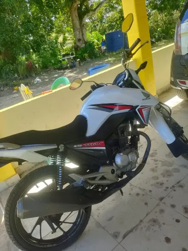 Vendo ou troco Titan 160