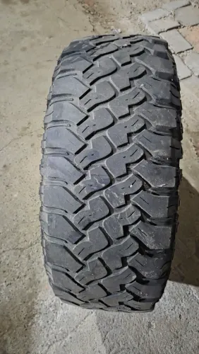Pneu 35 12.5 r15