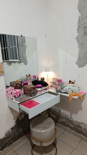 SÓ O ESPELHO