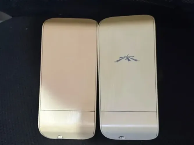 Par de Ubiquiti NanoStation loco M5 5GHz 13dBi -
