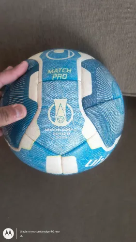 Bola de futebol oficial