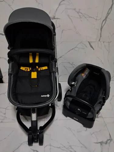 Carrinho Bebê Conforto e Base de Carro Safety Mobbi Unissex Moisés Lindo SEMI NOVO
