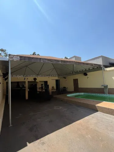 Vendo uma tenda