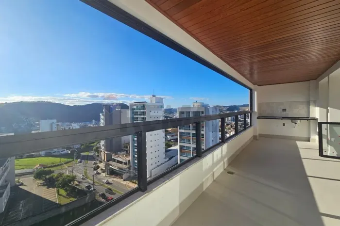 Apartamento para Alugar no Estrela Sul | 2 Quartos | 2 Vagas | Varanda Gourmet
