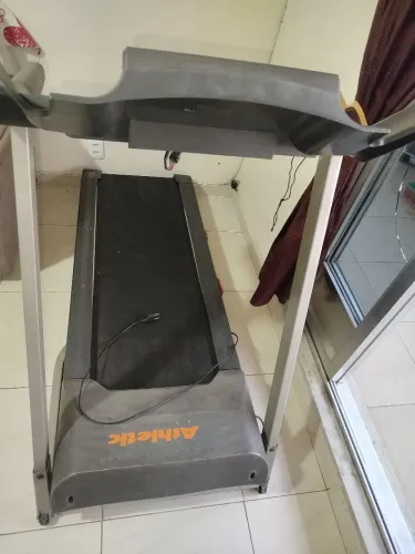 Vendo esteira ergométrica Athletic