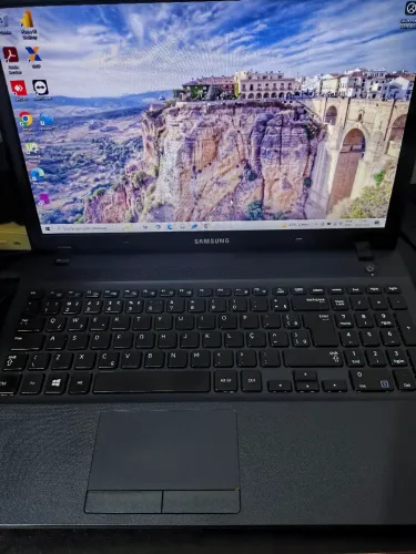Notebook Samsung Intel Core i3 | SSD 120GB | Windows Original | Excelente Estado