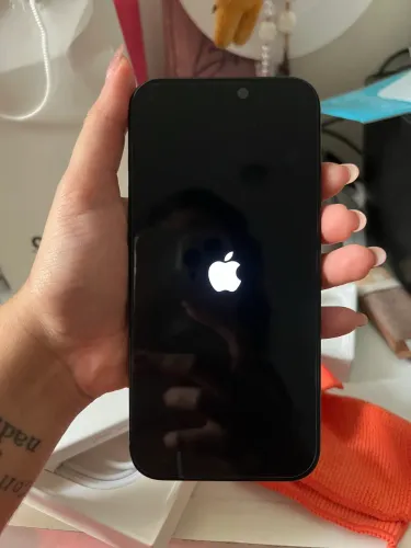 iPhone 16 pro Max novo