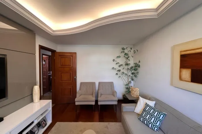 Casa à Venda - Santa Tereza, 5 Quartos, 700 m2