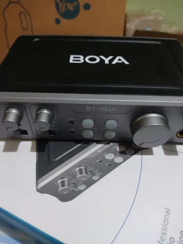 Interface de áudio BOYA