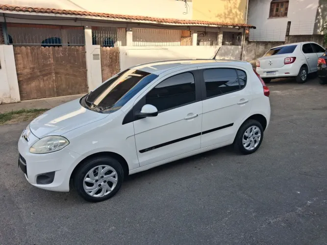 Fiat Palio Attractive 1.0 EVO Fire Flex 8V 5P 2015