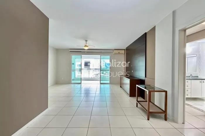 Apartamento 3 quartos no bairro Agronômica Florianópolis