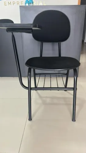 Cadeira escolar