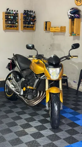 HONDA HORNET CB 600F 2008/2009 - DOURADA