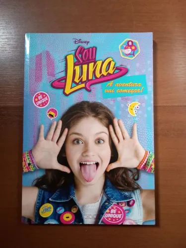 Livro " Sou Luna, a aventura vai começar " da Disney 