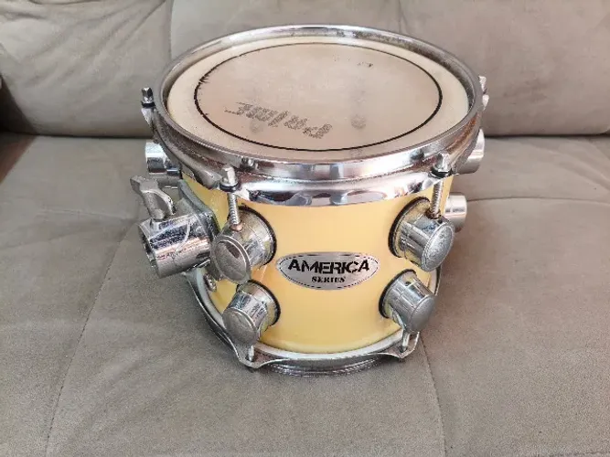 Tom 8' Prime América