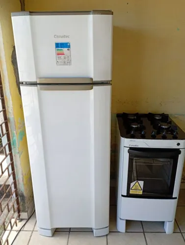 Geladeira e fogão