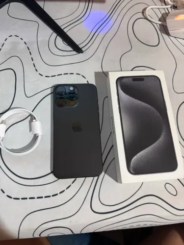Iphone 15 PRO MAX 256gb Titânio preto