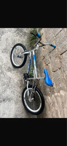 Bicicleta infantil aro 20 à venda
