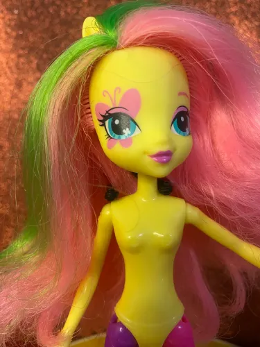Vintage Hasbro Equestria Girls Fluttershy Rainbow Rocks Neon G4