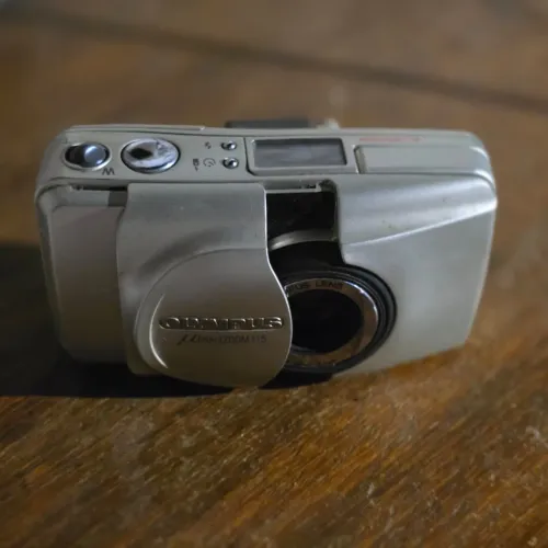 Câmera stulus zoom 115 dlx
