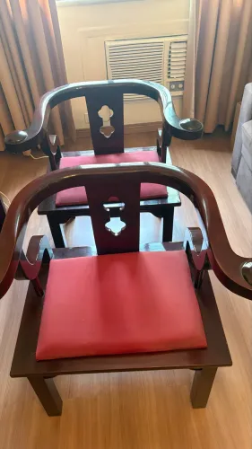 Cadeira em mogno