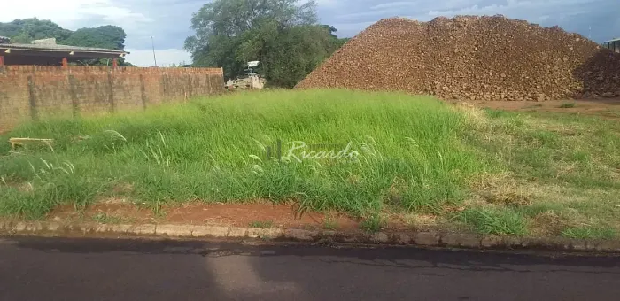 Terreno à venda 282.85M², Centro, Sabáudia - PR