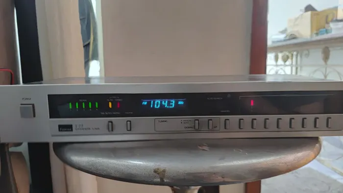 Tunner sanui t 77 japones funcionando vintage