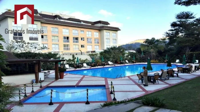 Apartamento de Alto Padrão em Condomínio
