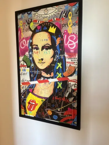 Quadro com moldura e vidro 
