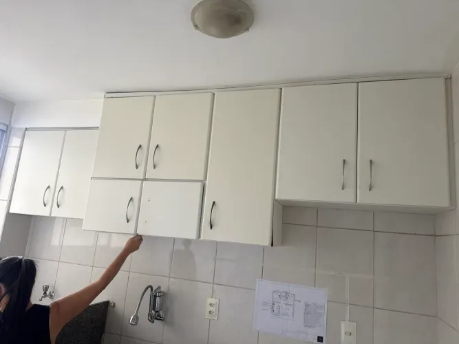 Vende-se Armário de cozinha 