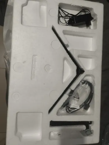 Monitor super frame, 27 polegadas 240 hz 1 ms tela curva. Sem nenhum tipo de defeito.