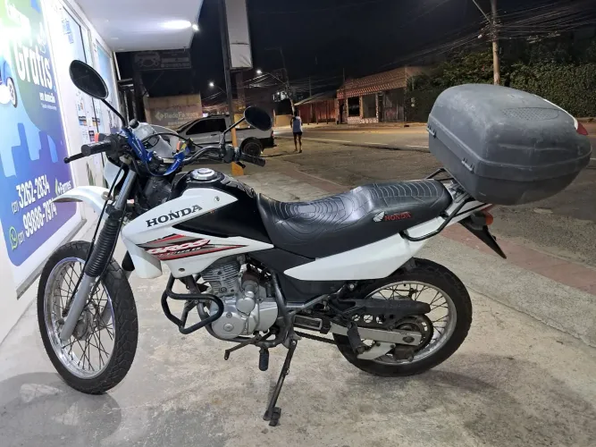 Bros 125 es  2005.