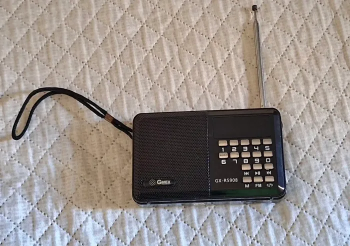 Rádio a bateria