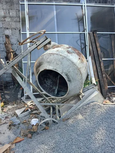 Betoneira de 400 Litros