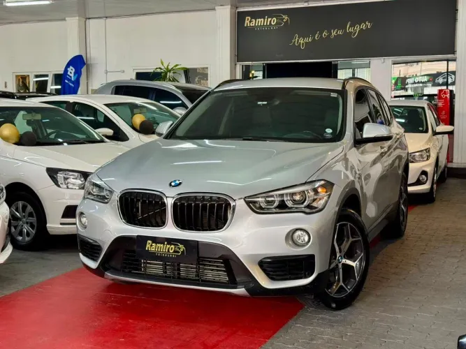 BMW X1 Sdrive 20I X-line 2.0 TB Active Flex 2019