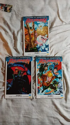 Hq Aquaman Renascimento Volumes 1 ao 3
