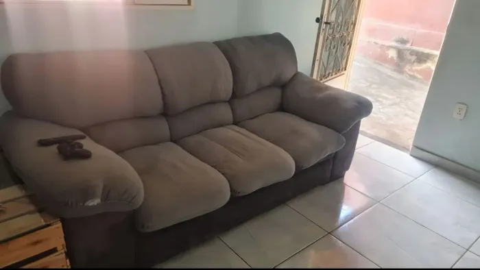 Sofá usado barato
