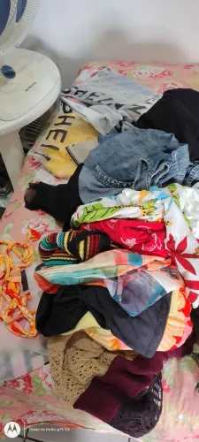 Roupas variadas