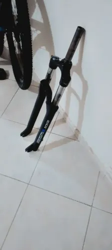 Suspensão da suntour mcx30