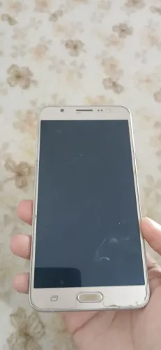 Samsung J7 Prime