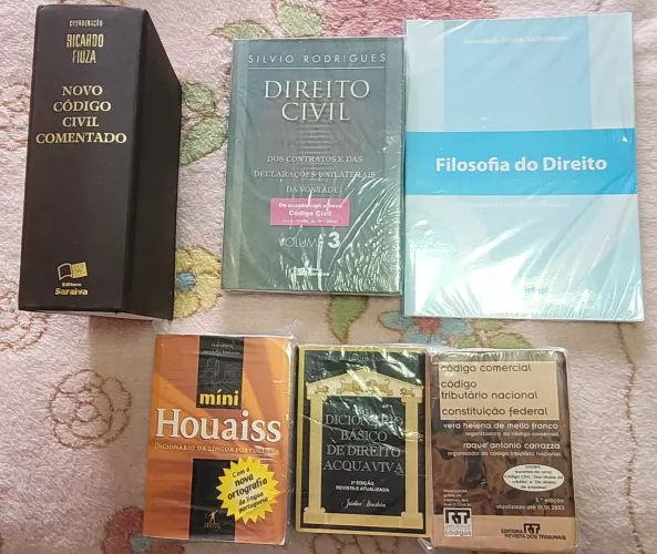 Doação de livros de direito