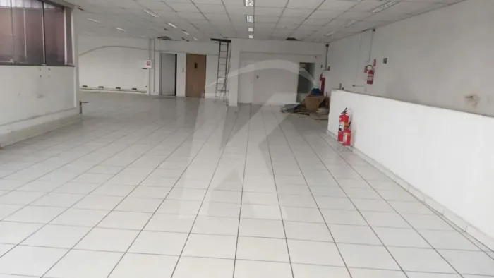 GUARULHOS: Sobreloja com 394m² no Jardim Vila Galvão - Ideal para Grandes Empreendimentos